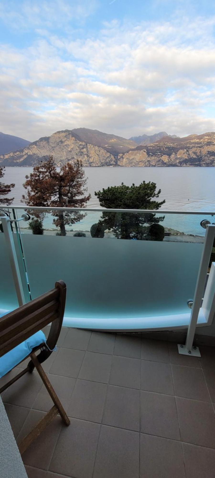 דירות מאלצ'סינה Val Di Sogno Grand View חדר תמונה